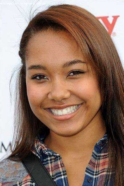 parker mckenna posey age|Parker McKenna Posey Actress, Bio, Wiki, Age, Height, Parents ...